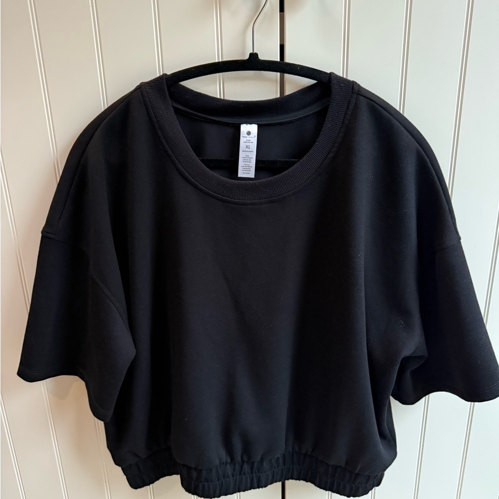 Yogalicious Black Crop Top